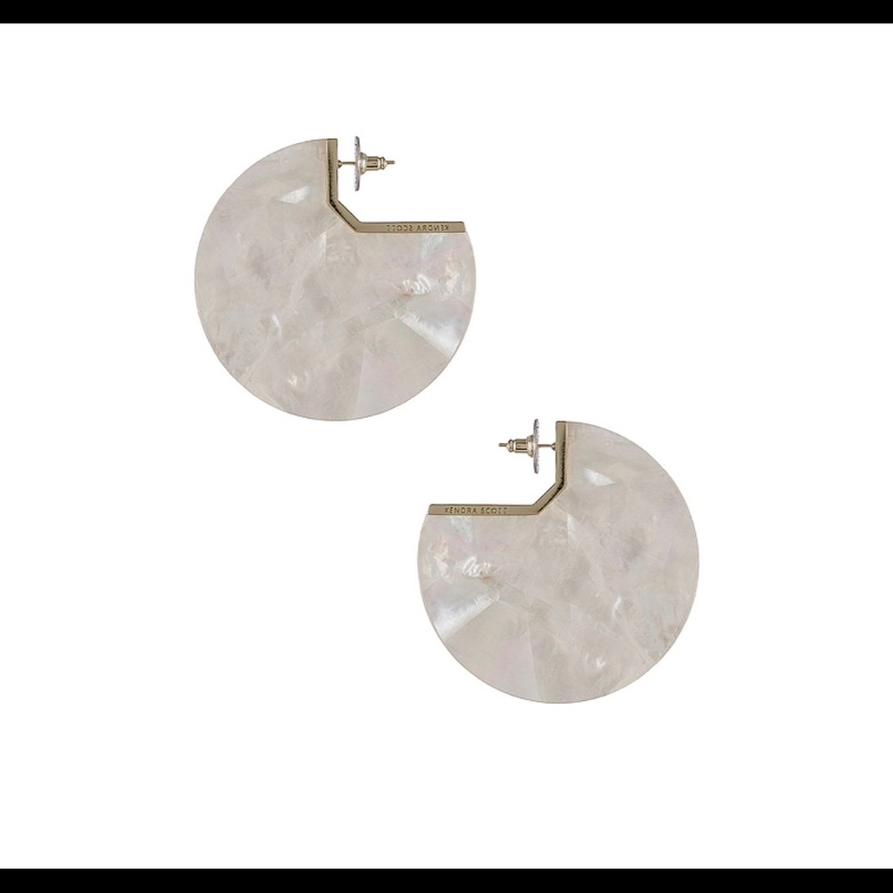 Kai Earring in Gold & Ivory Mother of Pearl